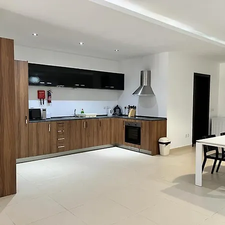 Stylish 1 Bedroom In Birgu, * بيرغو